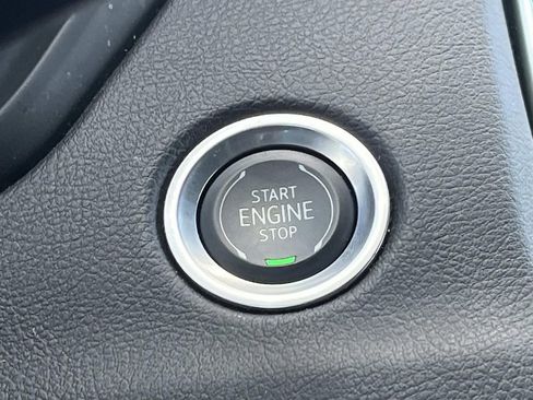 Used 2023 Cadillac XT4 Premium Luxury w/ Enhanced Visibility Package image 33