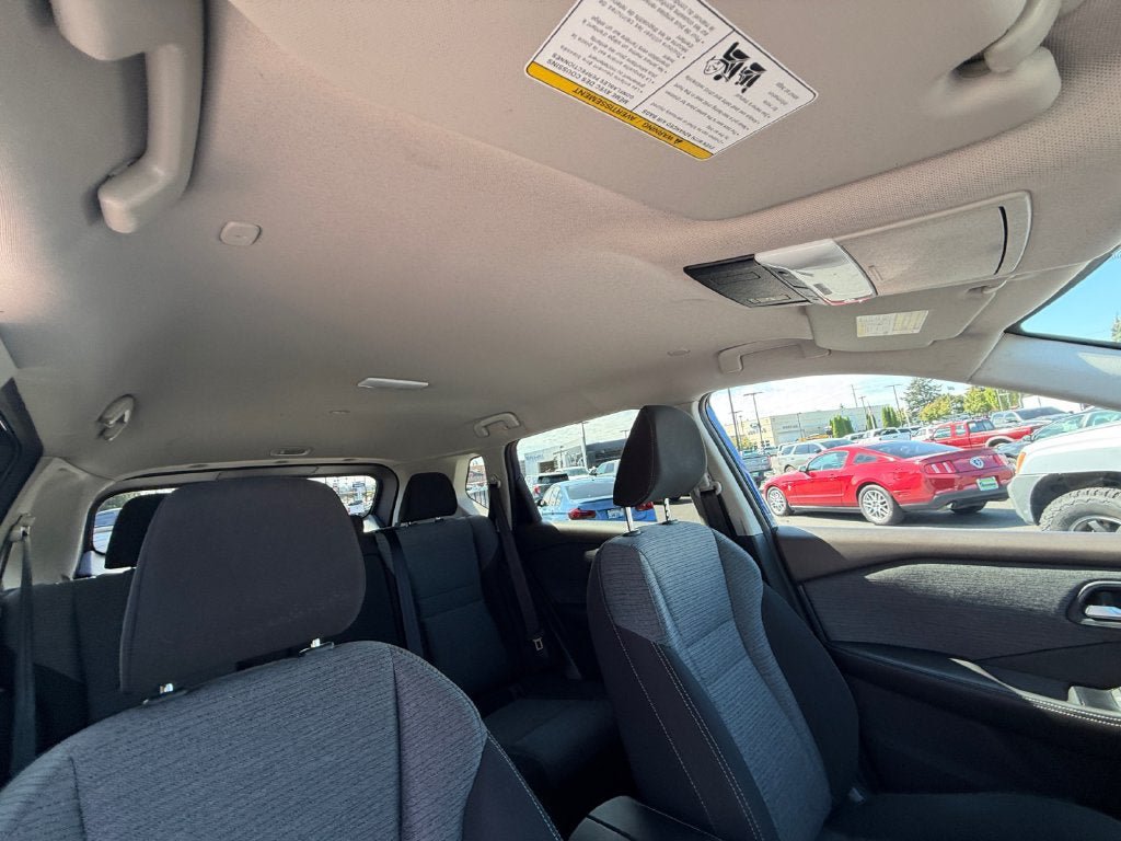 Used 2022 Nissan Rogue SV AWD/4WD image 27