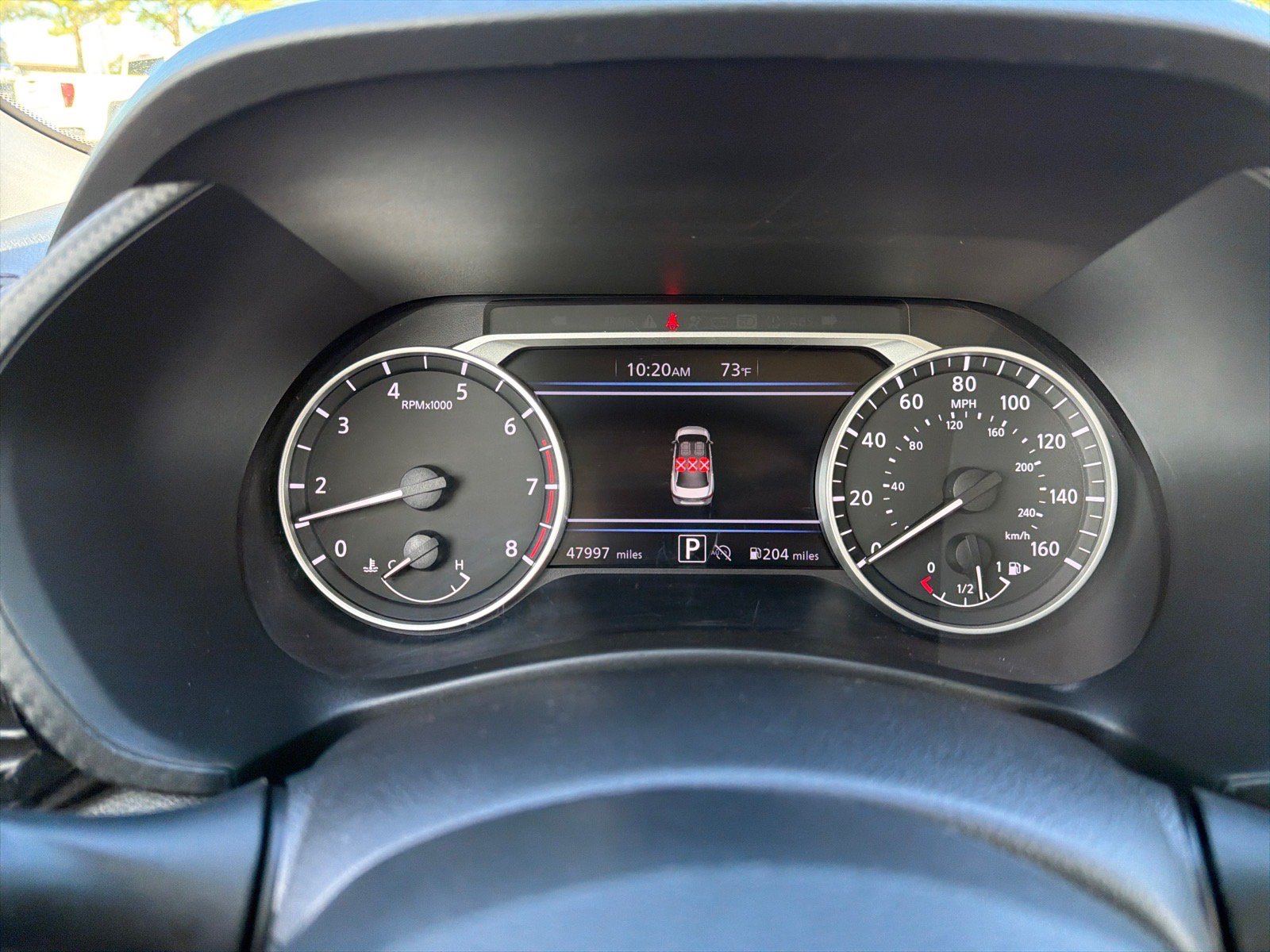 Used 2025 Nissan Sentra SV FWD image 14