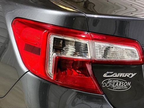Used 2013 Toyota Camry LE image 7