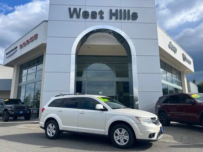 Used 2012 Dodge Journey SXT w/ Flexible Seating Group