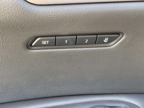 Certified 2025 Cadillac XT6 Premium Luxury w/ Platinum Package image 30