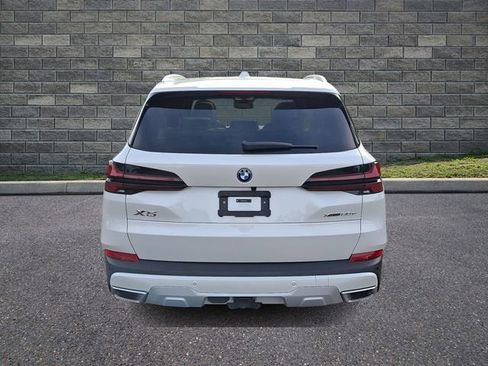 Used 2025 BMW X5 xDrive50e w/ Climate Comfort Package AWD/4WD image 5