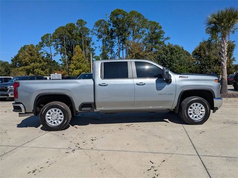 Used 2025 Chevrolet Silverado 2500 LT w/ All Star Edition image 3
