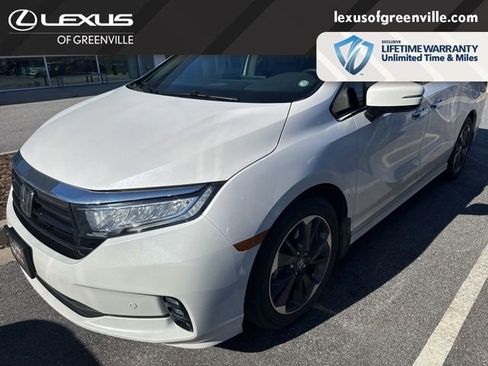 Used 2023 Honda Odyssey Elite image 2