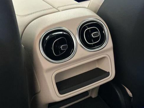 Certified 2025 Mercedes-Benz C 300 Sedan image 15