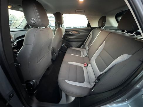 Used 2021 Chevrolet TrailBlazer LS image 20