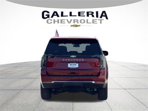 New 2026 Chevrolet Suburban LT w/ Comfort Package image 6