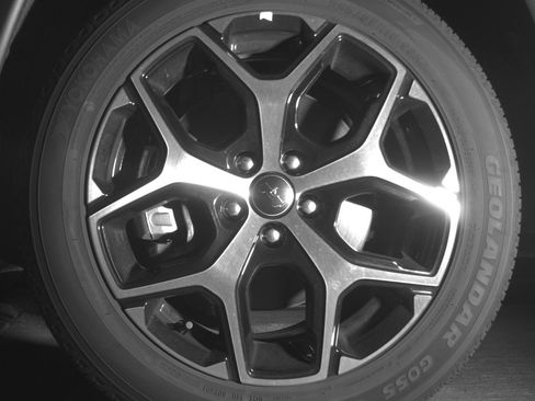 Used 2025 Jeep Compass Limited image 11