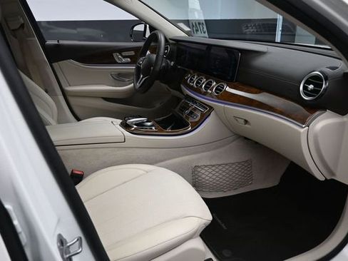 Used 2020 Mercedes-Benz E 450 4MATIC Wagon image 28