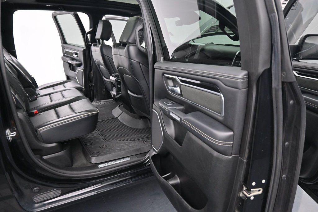 Used 2021 RAM 1500 Laramie AWD/4WD image 17