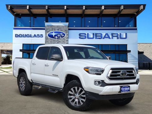 Used 2020 Toyota Tacoma Limited AWD/4WD image 1