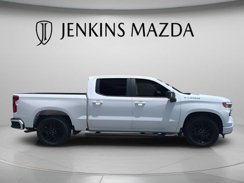 Used 2025 Chevrolet Silverado 1500 RST w/ Convenience Package II RWD image 7