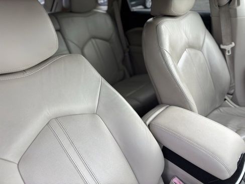 Used 2010 Cadillac SRX Performance image 12