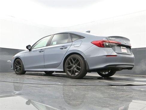 Used 2024 Honda Civic Sport image 10