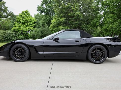 Used 2003 Chevrolet Corvette Convertible w/ Preferred Equipment Group1 RWD image 22