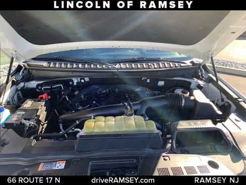 Used 2021 Lincoln Navigator Reserve w/ Luxury Package image 27