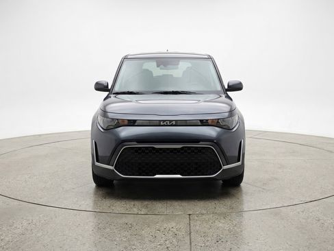 Used 2025 Kia Soul LX w/ LX Technology Package FWD image 2
