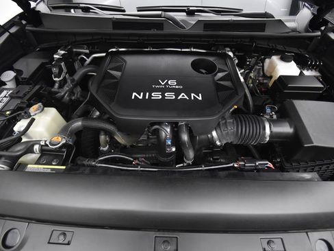 Used 2026 Nissan Armada PRO-4X AWD/4WD image 30