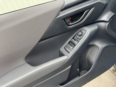 Certified 2025 Subaru Crosstrek 2.5i Premium image 36