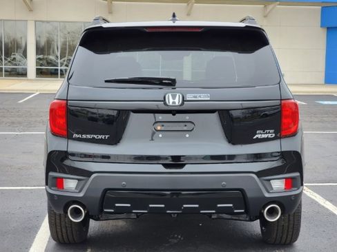 Used 2023 Honda Passport Elite image 7