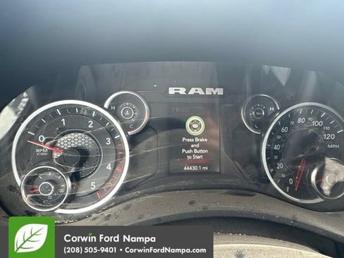 Used 2024 RAM 2500 Big Horn w/ Sport Appearance Package AWD/4WD image 22