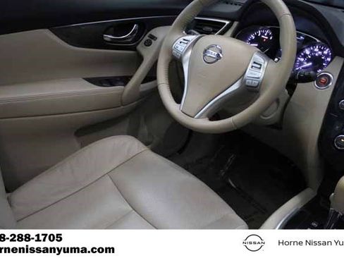 Used 2015 Nissan Rogue SL w/ SL Premium Package image 10