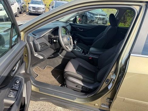 Certified 2025 Subaru Outback Premium AWD/4WD image 8