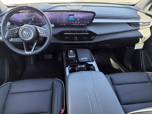 New 2026 Buick Enclave Avenir w/ Super Cruise Package image 2