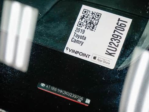 Certified 2019 Toyota Camry XSE image 30