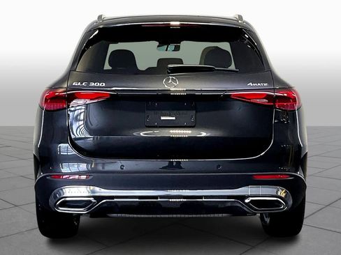 Used 2026 Mercedes-Benz GLC 300 4MATIC image 5