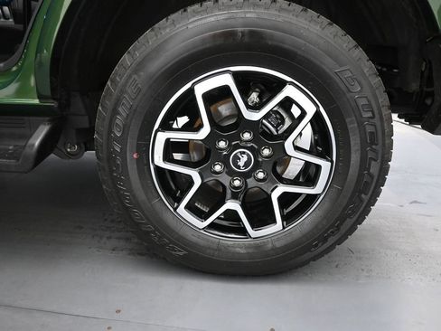 Certified 2025 Ford Bronco Outer Banks image 19