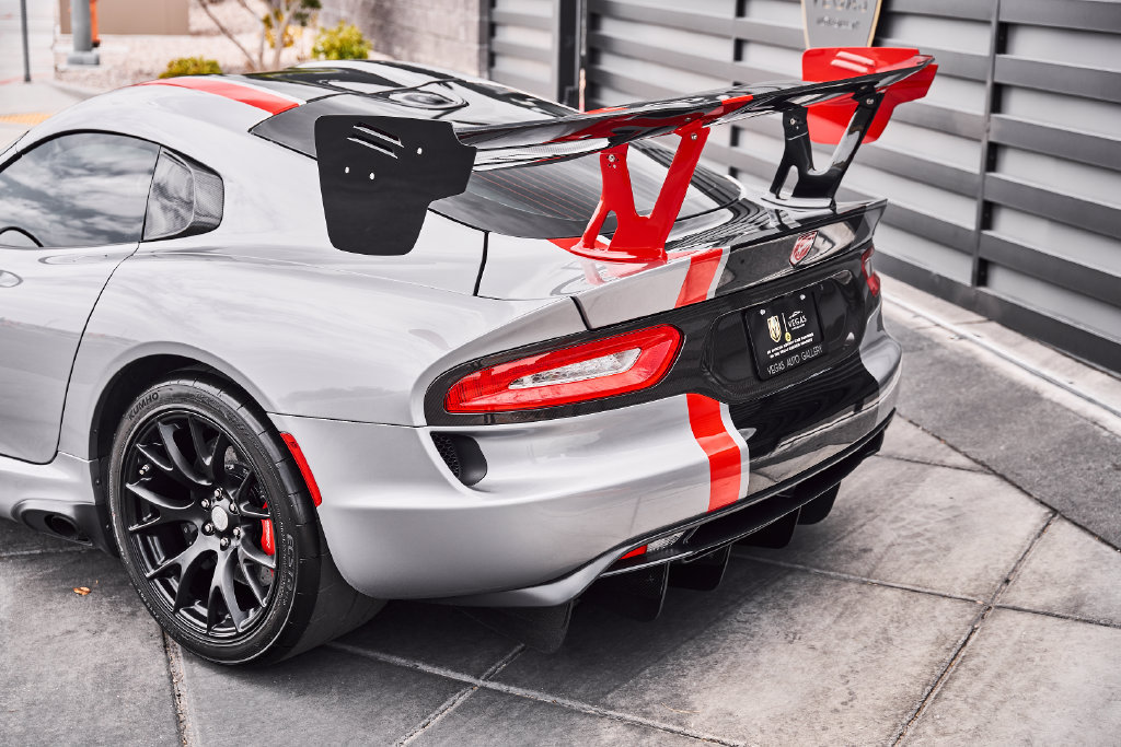 Used 2016 Dodge Viper ACR w/ Extreme Aero Package RWD image 17