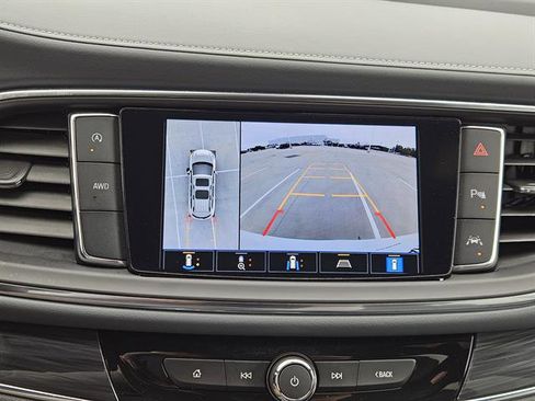 Used 2024 Buick Enclave Premium image 13