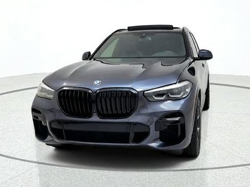 Used 2022 BMW X5 sDrive40i w/ M Sport Package RWD image 3