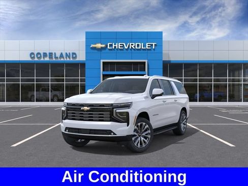 New 2026 Chevrolet Suburban High Country w/ Sun And Tow Package AWD/4WD image 9