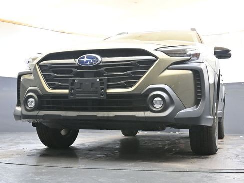 Certified 2025 Subaru Outback Onyx Edition image 29