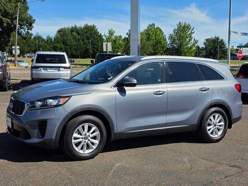 Used 2020 Kia Sorento LX w/ LX I4 Convenience Package image 34