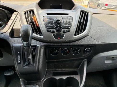 Used 2018 Ford Transit 150 XL image 26