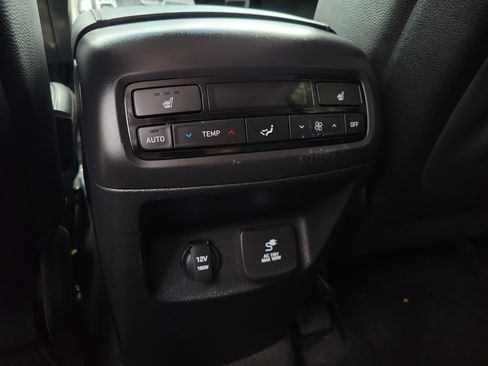 Used 2022 Hyundai Palisade SEL w/ 8P Bench Seat Package FWD image 15