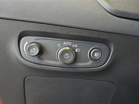 Used 2023 Buick Encore GX Select image 26