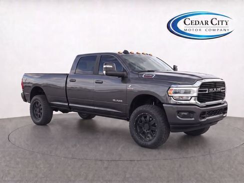 Used 2023 RAM 3500 Laramie AWD/4WD image 2
