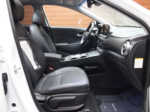 Used 2023 Hyundai Kona Limited w/ Cargo Package image 20