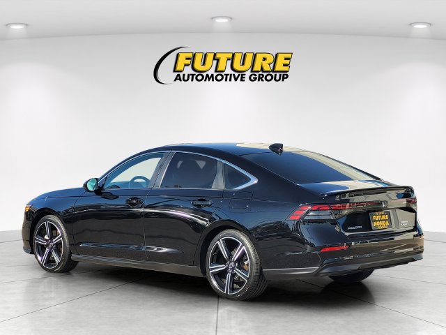 Used 2024 Honda Accord Sport image 7