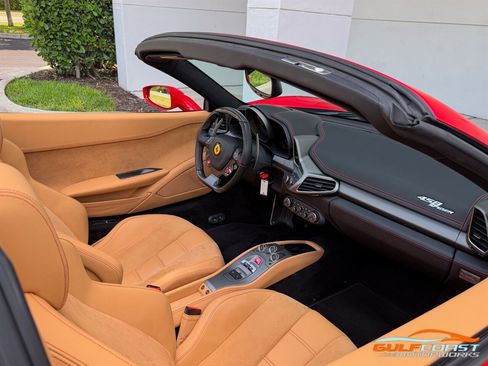 Used 2012 Ferrari 458 Spider RWD image 26