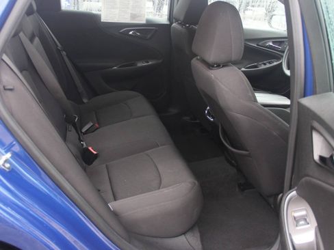 Used 2023 Chevrolet Malibu LT FWD image 9