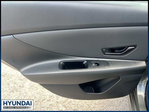 New 2026 Hyundai Elantra SEL Sport FWD image 20