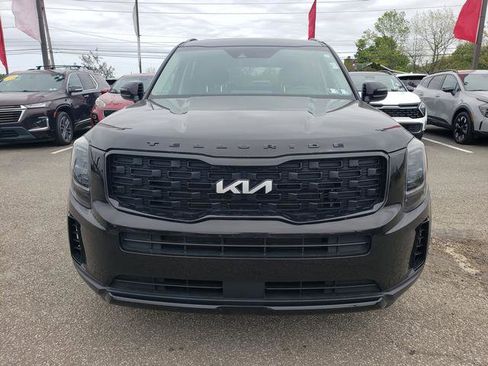 Certified 2022 Kia Telluride EX w/ EX Premium Package AWD/4WD image 10
