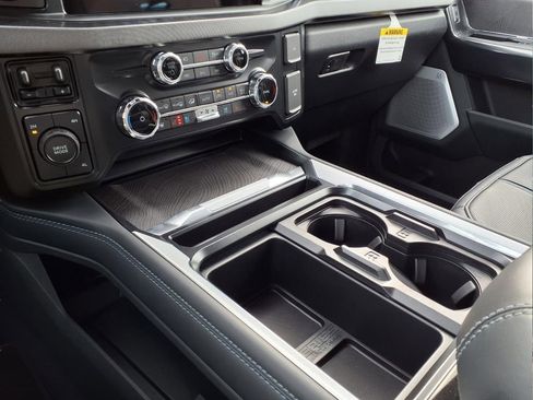 New 2025 Ford F450 Platinum image 7