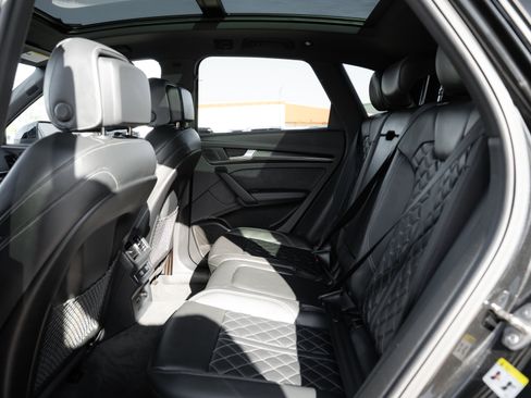 Certified 2023 Audi SQ5 Premium Plus w/ Premium Plus Package AWD/4WD image 27